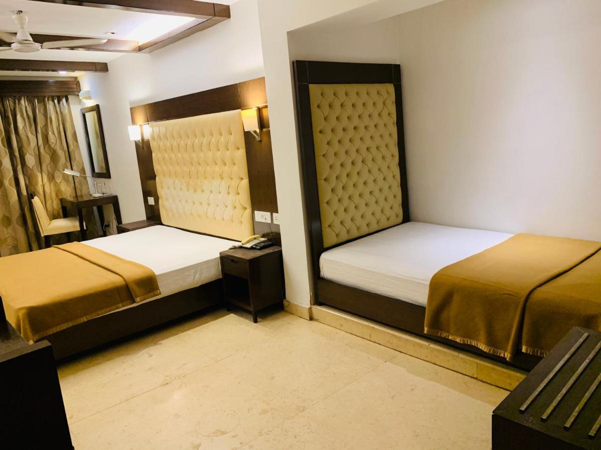 Hotel Metropolis Tourist Paharganj New Delhi