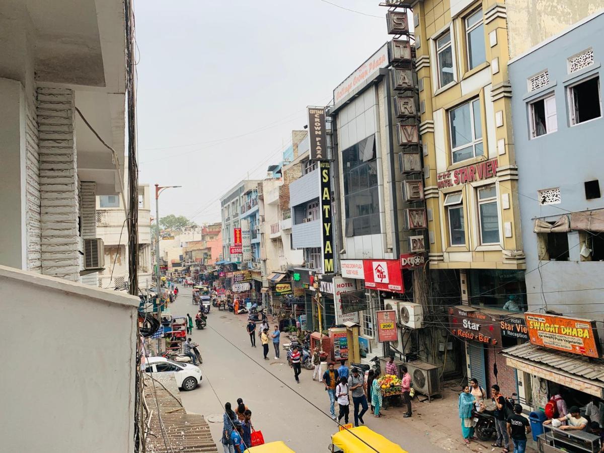 Metropolis Tourist Paharganj New Delhi